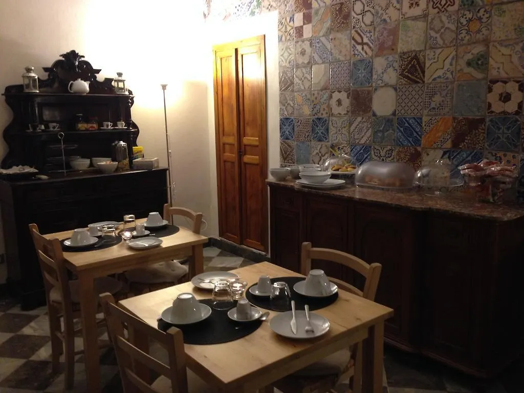 פלרמו Federico Secondo B&B 3*,