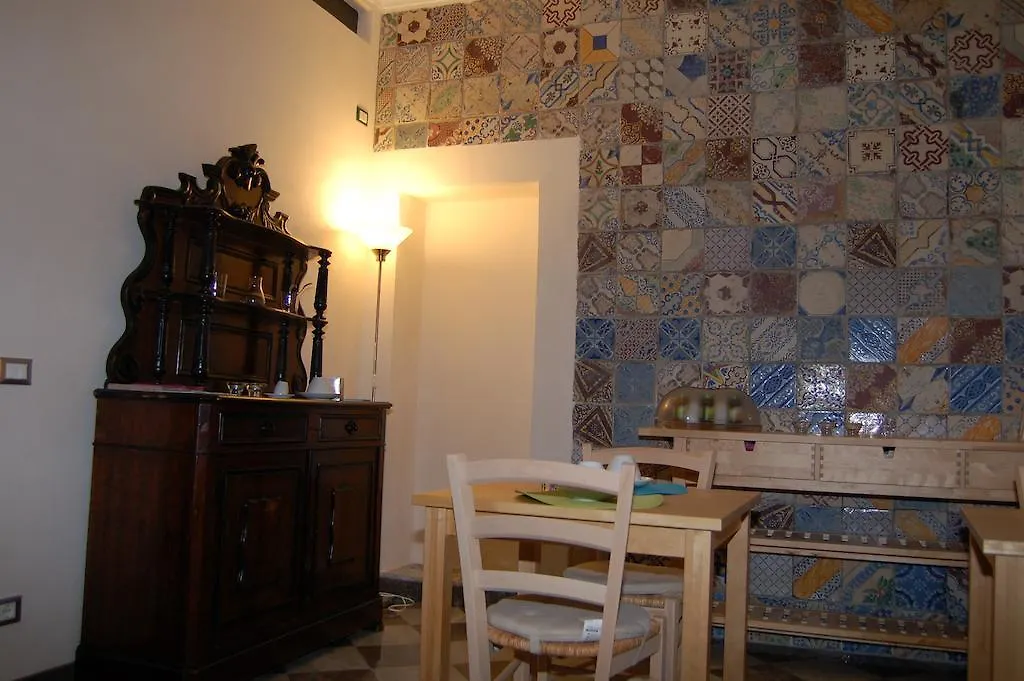 פלרמו Federico Secondo B&B