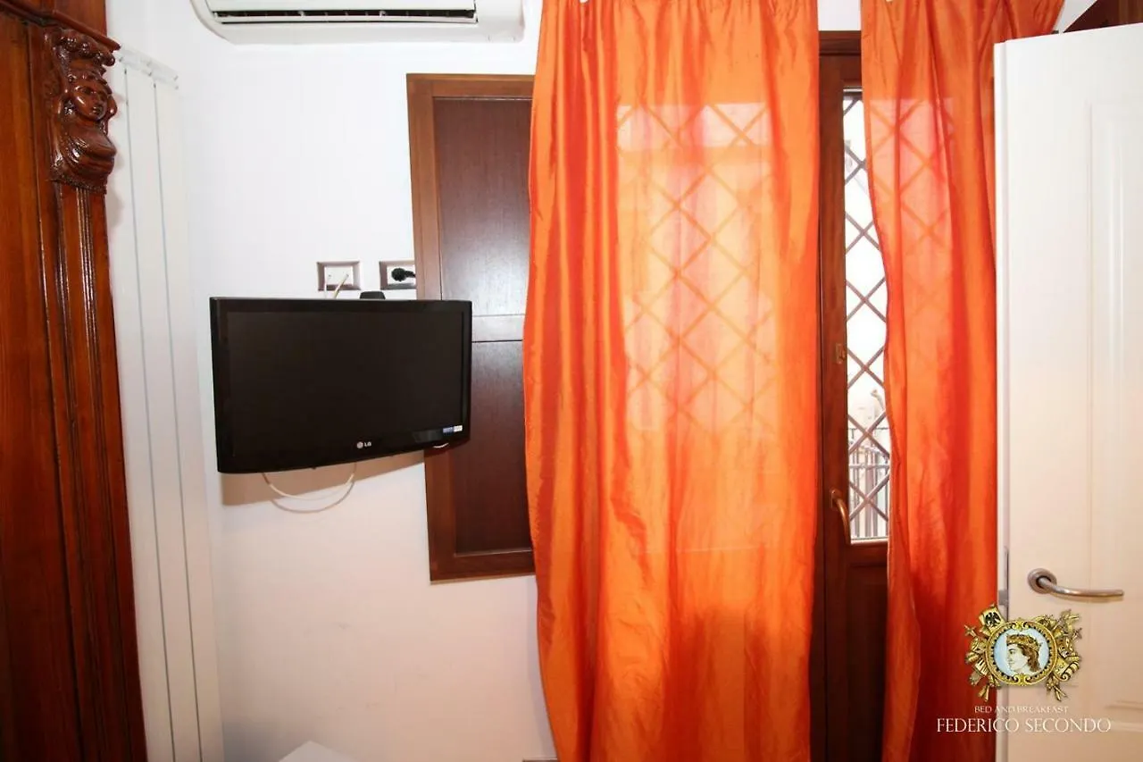 פלרמו Federico Secondo B&B 3*,